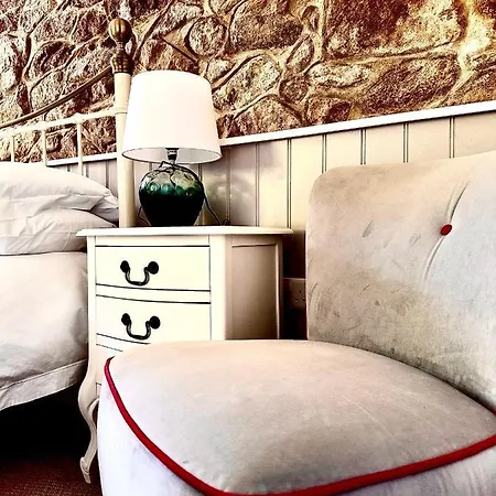 The White House At The Tinners Arms Locanda *